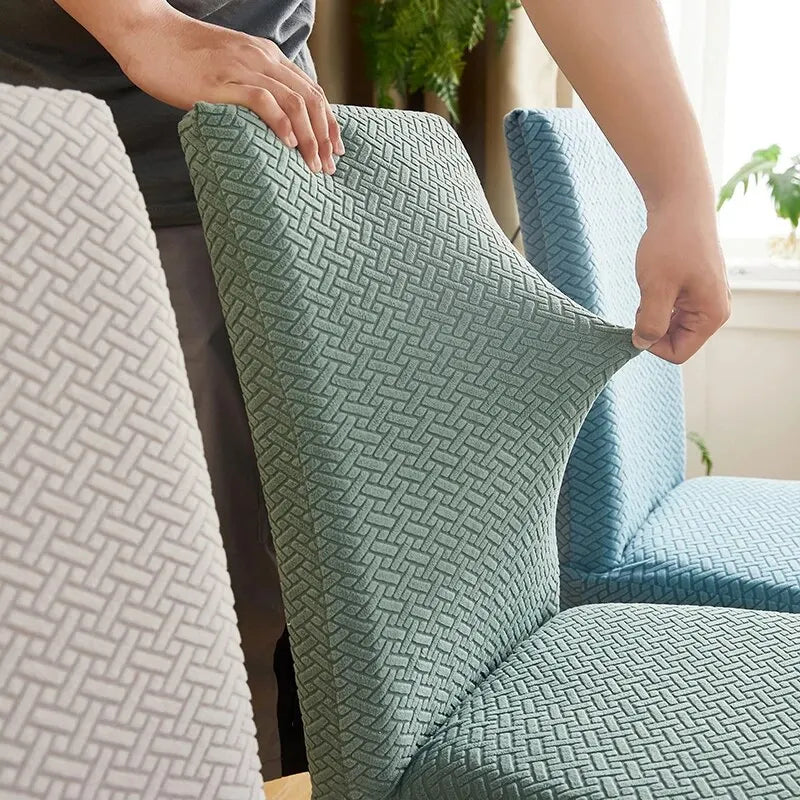housses chaise élastiques universelles vert clair beige gris motif géométrique moderne adhésif polyester elasthanne