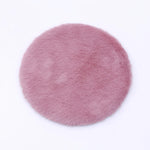 tapis fourreau coussin fourrure moderne couleur bleu rose beige blanc