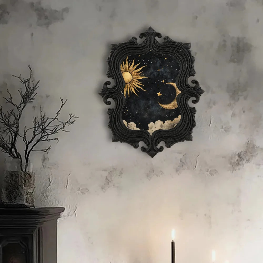 cadre mural baroque noir lune soleil étoiles nuages ornements floraux chambre adulte déco gothique