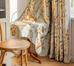 Rideaux élégants à motif floral pour décorer votre intérieur. Apportez une touche de nature et de fraîcheur à votre pièce avec ces rideaux charmants. Idéal pour un salon ou une chambre, ce design met en valeur les fenêtres tout en créant une ambiance chaleureuse et accueillante. Découvrez comment transformer votre espace avec cet accessoire décoratif incontournable.