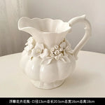 vase decoratif blanc roses relief porcelaine classique tasse bol plat boite rond coeur carreeDecoration
