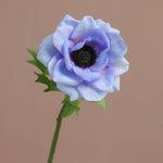 décoration intérieure bouquet fleurs artificielles anémones rose blanches violets minimaliste mariage anniversaire