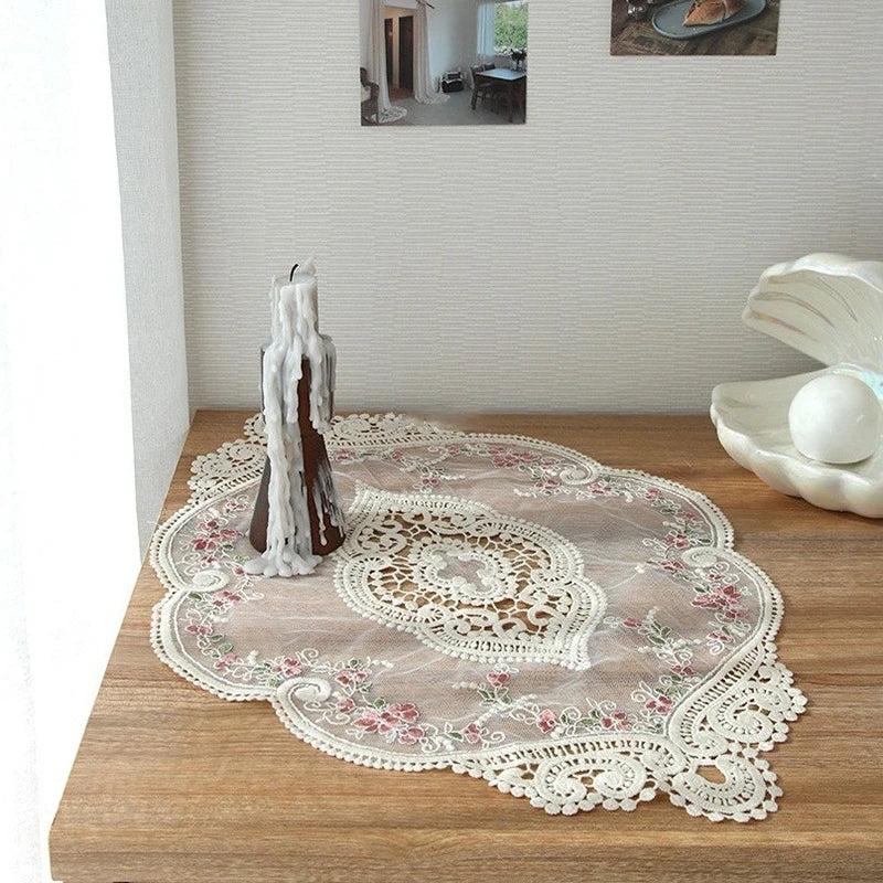 Napperon utilisé comme décoration de table pour un mariage