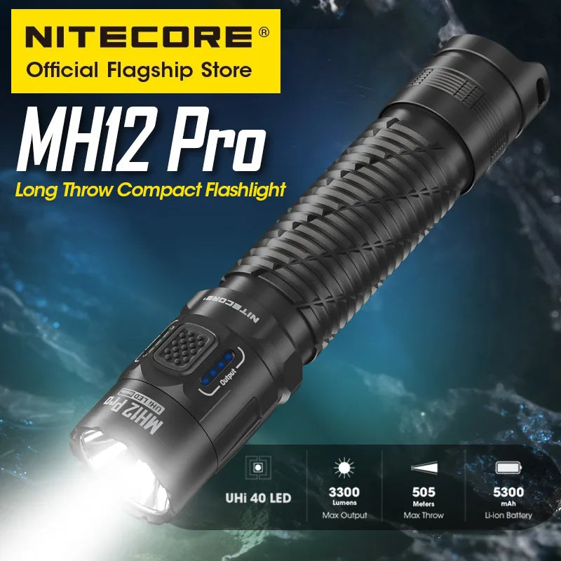 lampe torche noire rechargeable 3300 lumens ip68 anti dérapante compacte