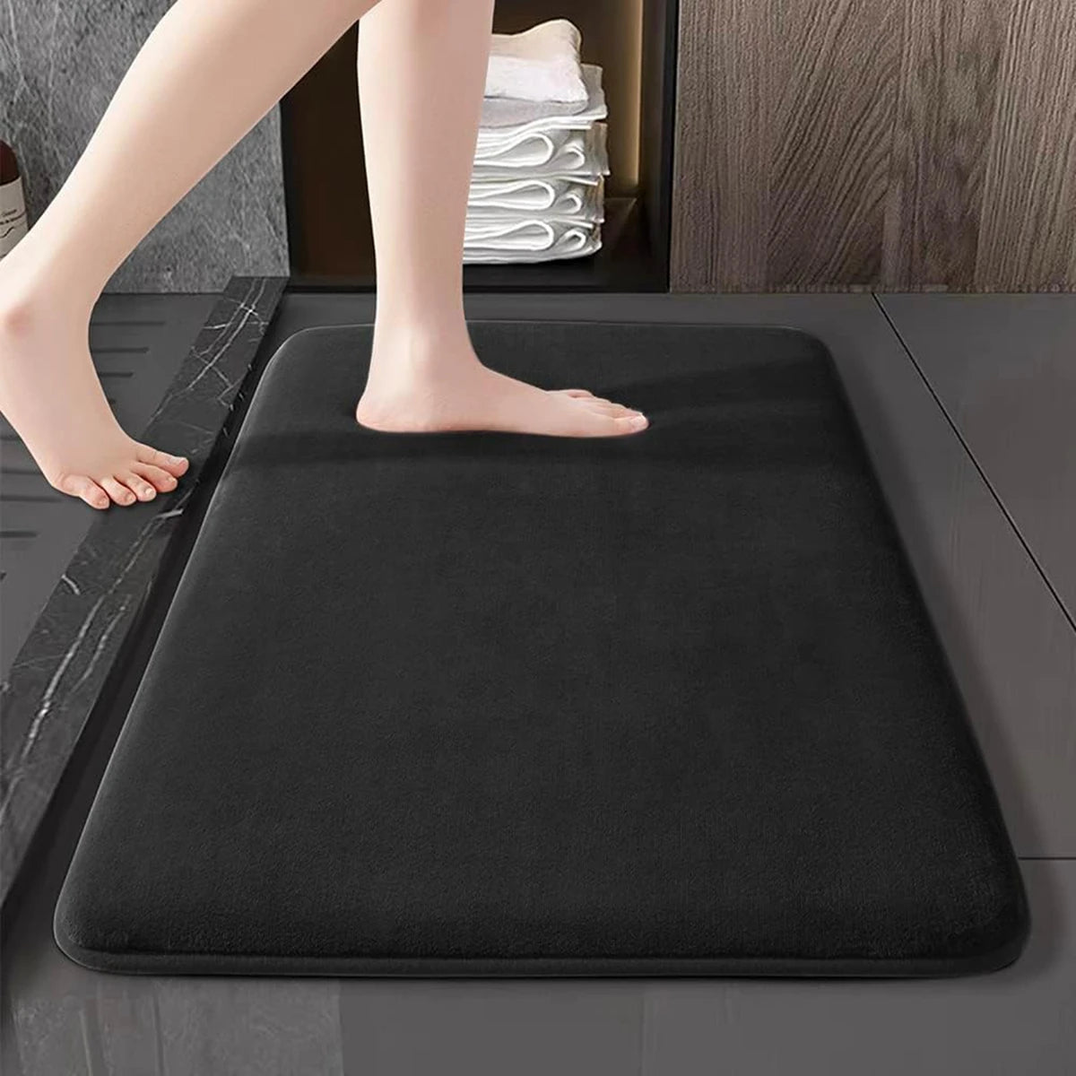 tapis bain noir velours moderne épais antidérapant adhésif salle bain maison