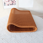 coussin marron clair tissé motifs réguliers moderne forme literie décoratif polyester coton