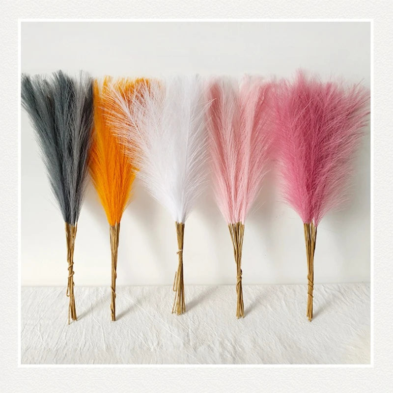 décoration naturelle plumes artificielles gris violet rose blanc orange Jaune