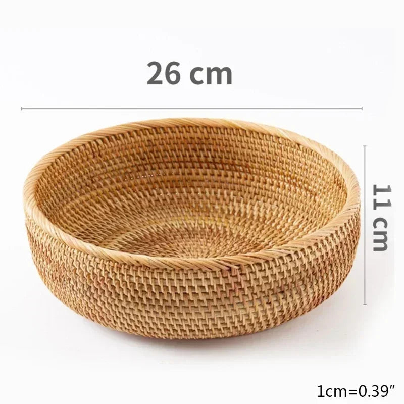 panier rotin marron clair tissage fin moderne rangement cuisine fruits assiettes thé livres