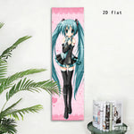 tapisserie verticale personnage animé miku cheveux longs vêtements noirs roses fond rose coeurs 150cm