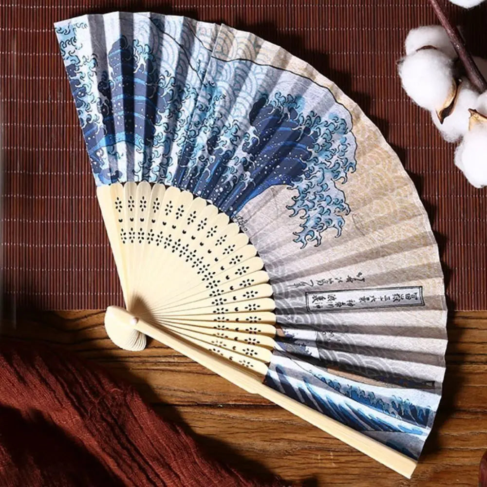 éventails pliants traditionnels japonais paysages fleurs calligraphie bleu beige rouge