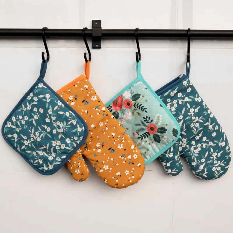 poignées plat gants cuisine antiderapants fleurs bleu vert jaune décoratifs four cuisine festive