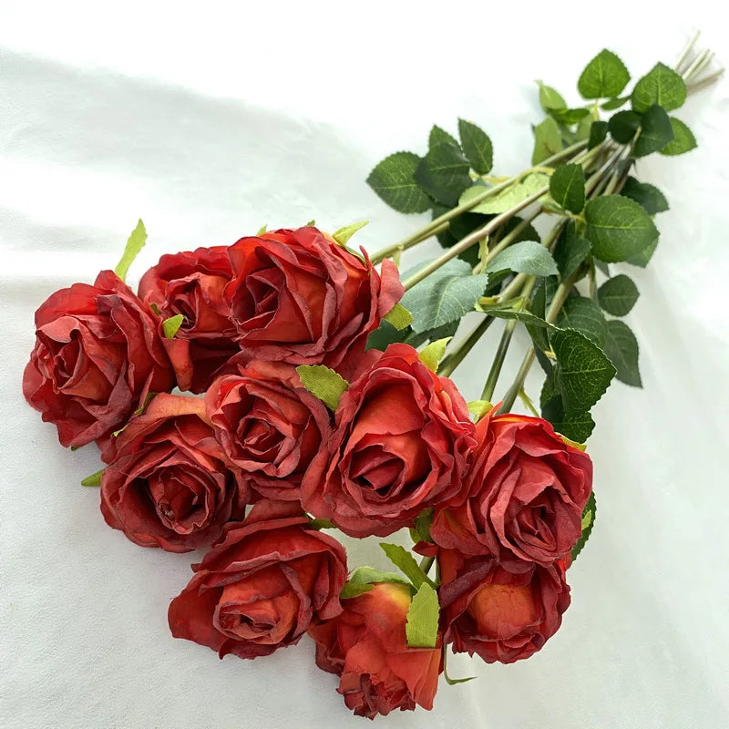 bouquet roses artificielles soies classiques intérieur décoration mariage anniversaire baby shower