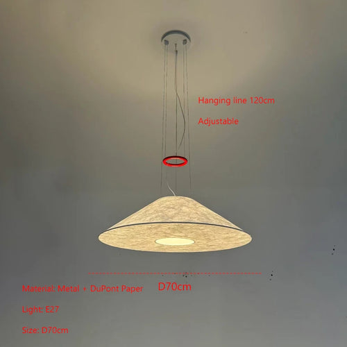 suspension lumineuse moderne minimaliste beige clair abatjour opaque câbles métalliques rouge salon chambre