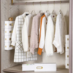Organisateur d'armoire mural avec étiquettes de classification