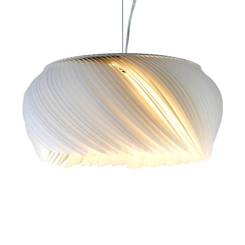 suspension lumineuse moderne plissée blanc doré salon chambre coucher