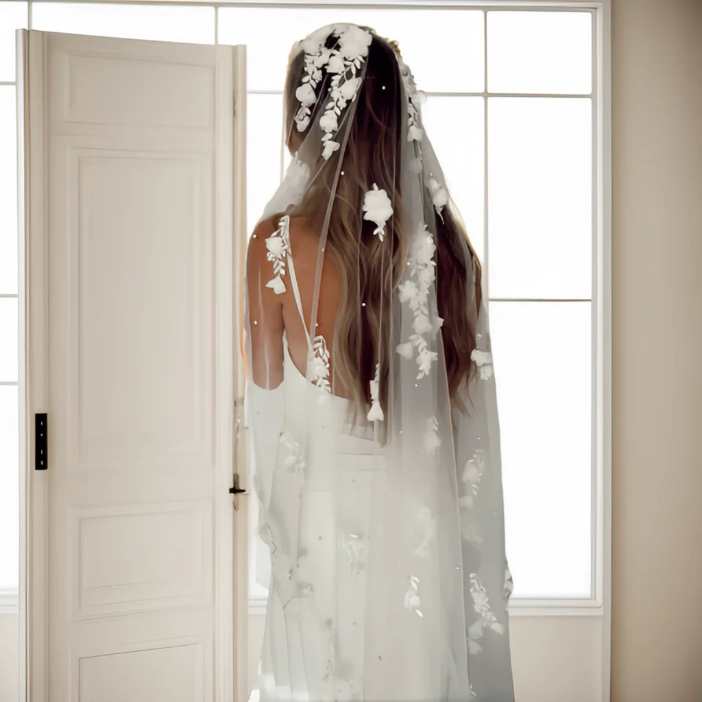 voile mariée tulle transparent fleurs 3d romantique bohème scintillantes blanc ornement floral