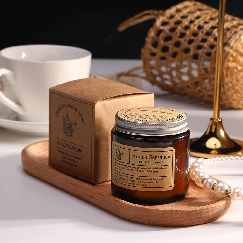 bougie parfumée soja sans fumée aromathérapie forme coupe marron clair étiquette blanche minimaliste hand
