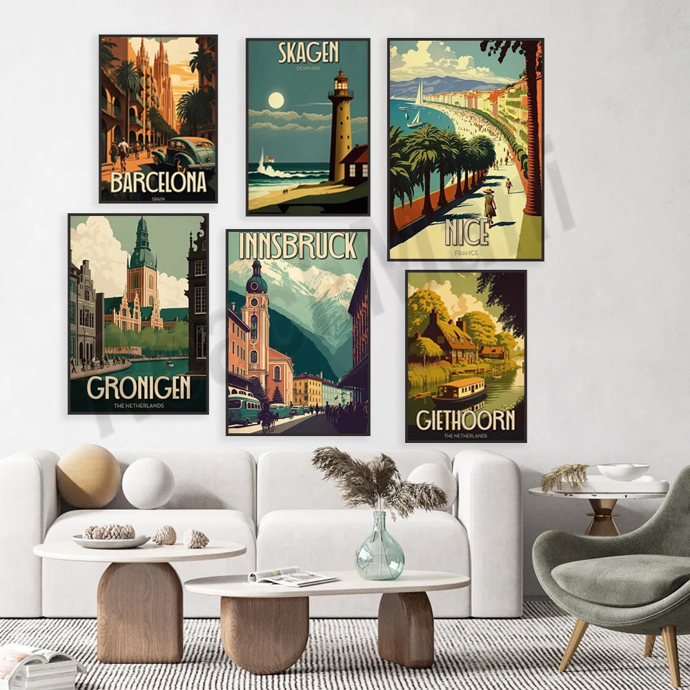 Collection de six affiches de voyage vintage représentant différentes villes et régions d'Europe, incluant Barcelone, Skagen, Nice, Groningen et Giethoorn, avec des illustrations stylisées et des couleurs vives.