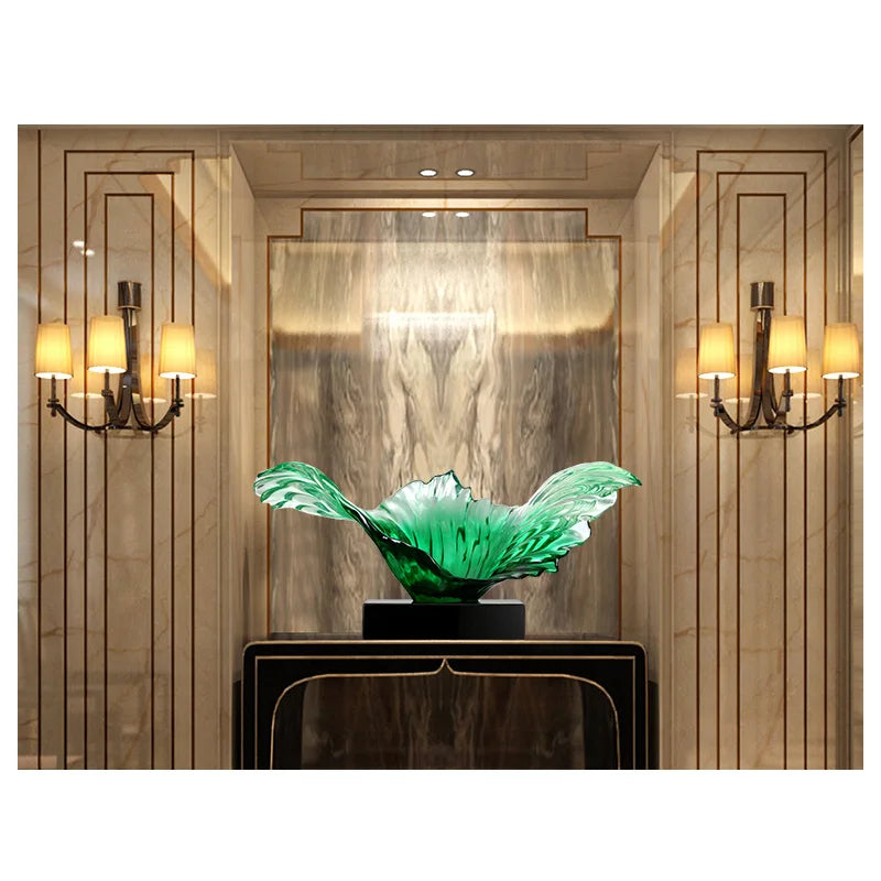 sculpture verre feuilles stylisées moderne décoration intérieure base noire contemporaine vert