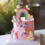 décorations gâteau anniversaire licorne arc ciel papillon fleur rose blanche enfantines cérémonie festives