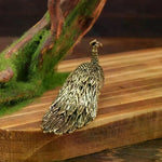 figurines paons doré argenté texturé plumes décoratives asiatiques maison