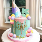 décoration gâteau anniversaire ballons bonbons glace moderne vert rose blanc