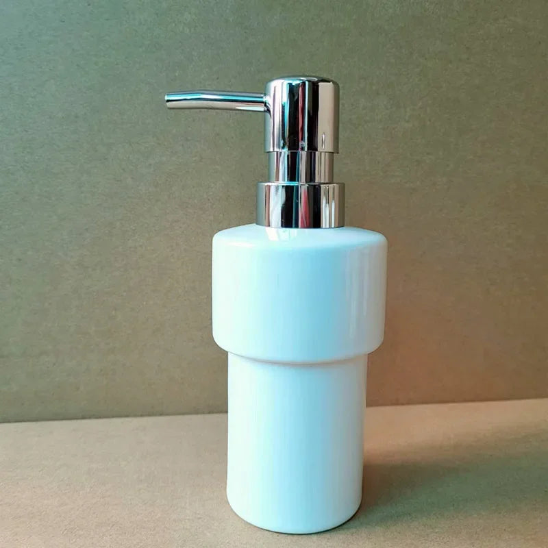 distributeur savon liquide mains blanc moderne opacique céramique fixe salle bain