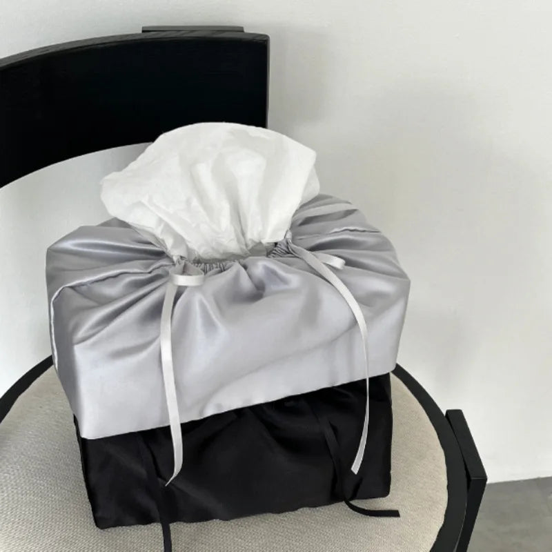 sac mouchoirs moderne élégant satiné bleu gris noir vert olive blanc ruban fixation