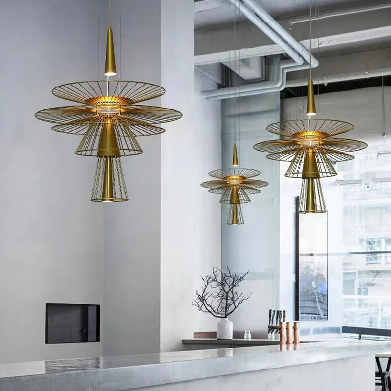 suspension lumineuse contemporaine or noir métal cercles concentriques chaînes suspendues minimaliste 40cm H70cm 60cm