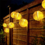 guirlande lumineuse solaire 30 led jaune lanternes sphériques motif strié ambiance japonaise festiveextérieur