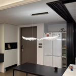 suspension lumineuse moderne ailes papillon blanc doré noir décoration florale branches feuilles
