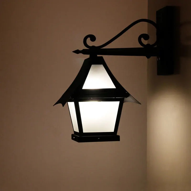 lampe murale noire classique vintage finition métallique texture lisse ip65 e27 fixations visées