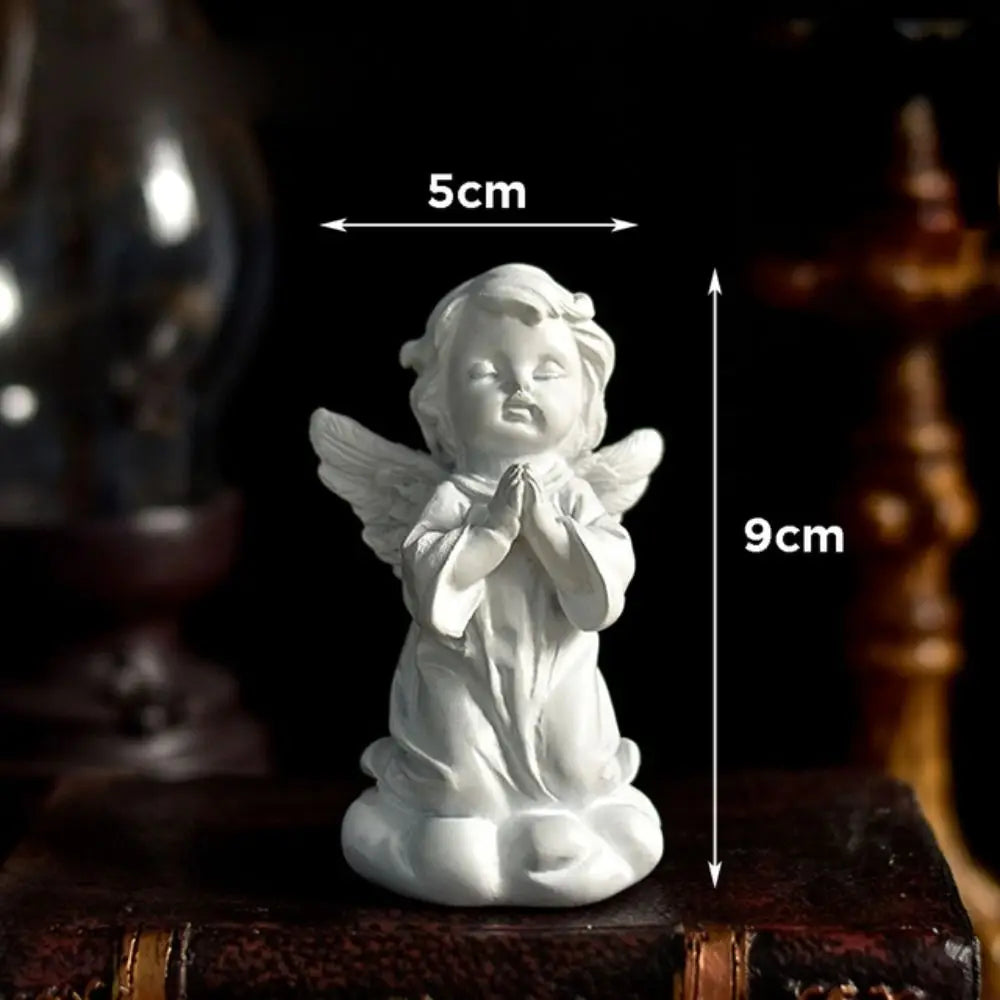 statuette ange résine blanche texture fine classique détails sculptés ornement
