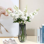 bouquet artificiel fleurs simples rose blanc vert vase décoration moderne mariageintérieur