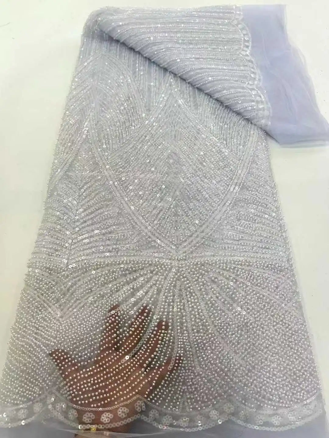 tulle français dentelle nigeriane soirée strass élégante mariage robe glamour opalescente