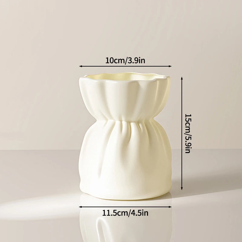 vase blanc moderne minimaliste plastique souple décoration intérieur arrondi chambre salon