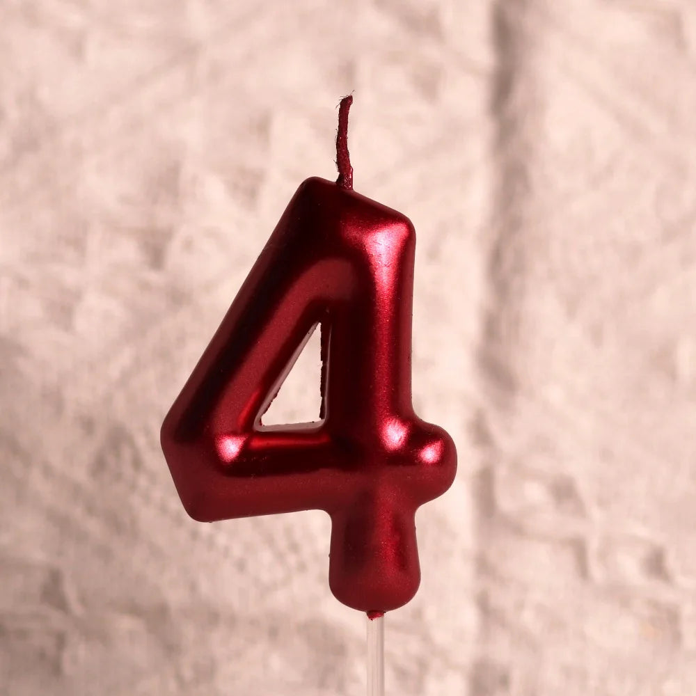 bougies numériques rouge métallisé bougies anniversaire tringle moderne festives numéros