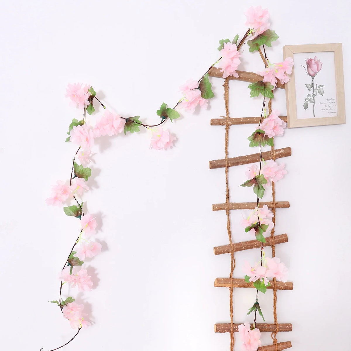 guirlande artificielle fleurs cerisier rose clair blanc anniversaire mariage romantiqueintérieur decoration