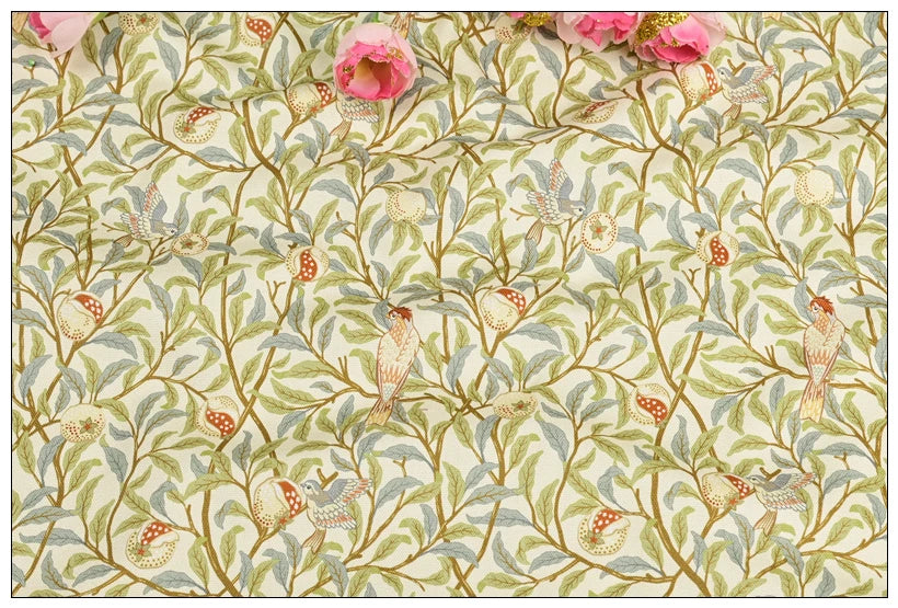tissu coton twill floral motifs oiseaux fruits william morris quilting patchwork crafting