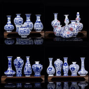 vase céramique blanc bleu motifs floraux traditionnels asiatiques décoration intérieure fleurs séchées