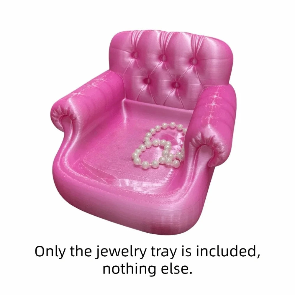 plateau bijoux forme fauteuil blanc bleu rose ornements vintage opaques créatif baroque