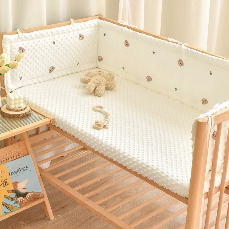 coussin lit bébé blanc brodé animal mignon doux rubans attachables sécurité 120cm 1ans