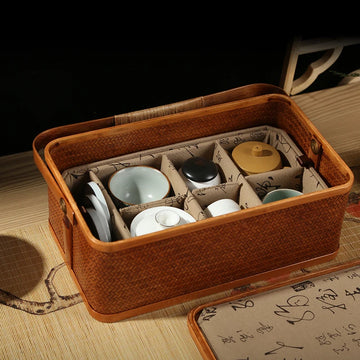 théière tasses plateau tissage rotin motifs calligraphiques coffret bambou compartiments couvercle amovible rangement traditionnel