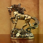 statue decorative cheval doré bronze details musculature criniere base pieces anciennes asiatique traditionnel