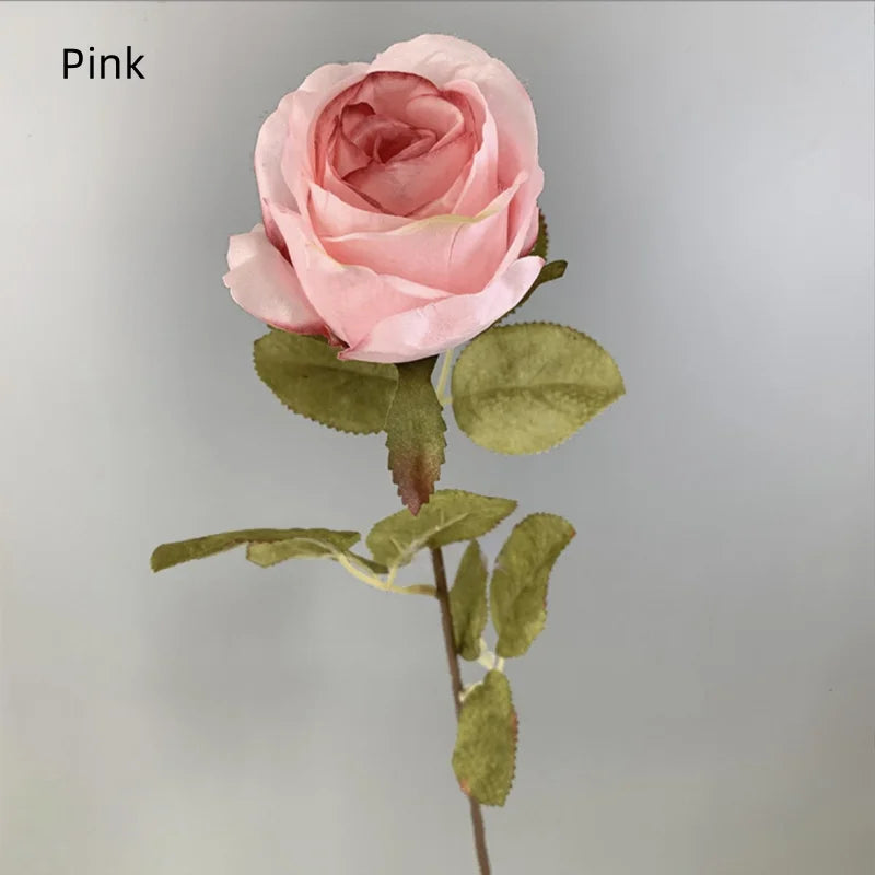bouquet roses artificielles classique mariage intérieur blanc crème rose pale verte