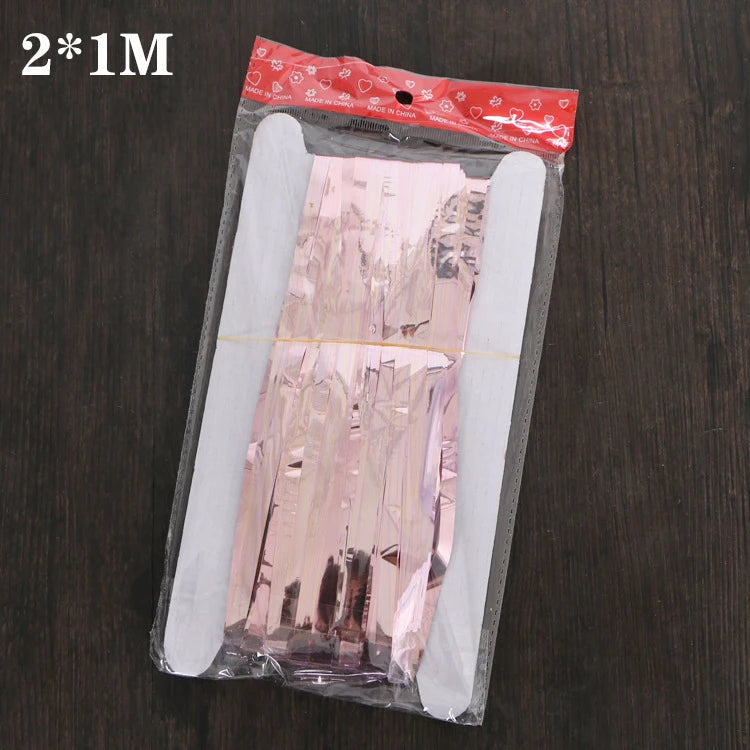 rideau festif pailleté franges rose gold noir violet rouge clips blancs HAPPY BIRTHDAY argentées