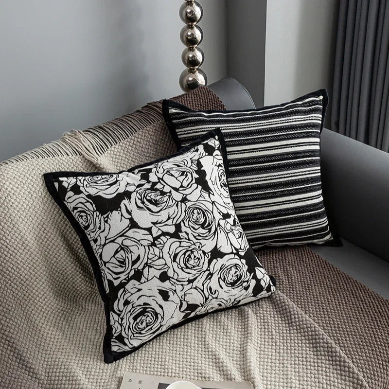 housse coussin décorative carrée motif noir blanc moderne canapé salon maison
