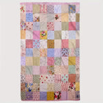 couverture flanelle patchwork motifs floraux polyestère vintage toutes saisons utilisation maison hospitalière voyage