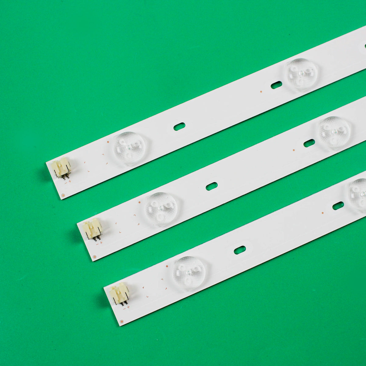 bande lumineuse led blanc ronde translucent moderne clips fixations télévision accessoire éclairage