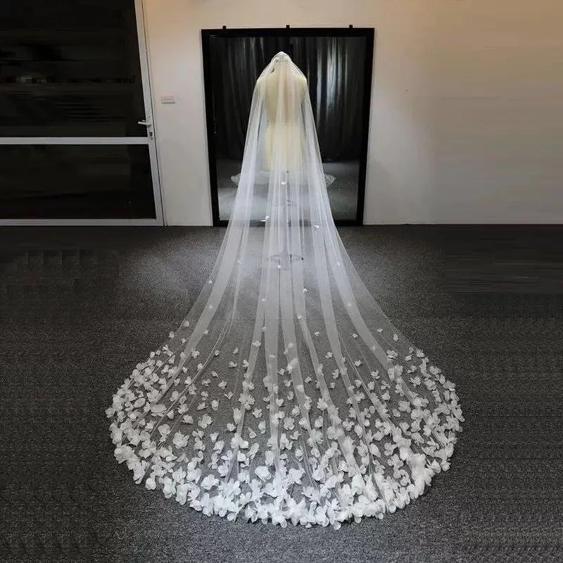 voile mariée blanc fleurs blanches classique romantique transparent dentelle florale